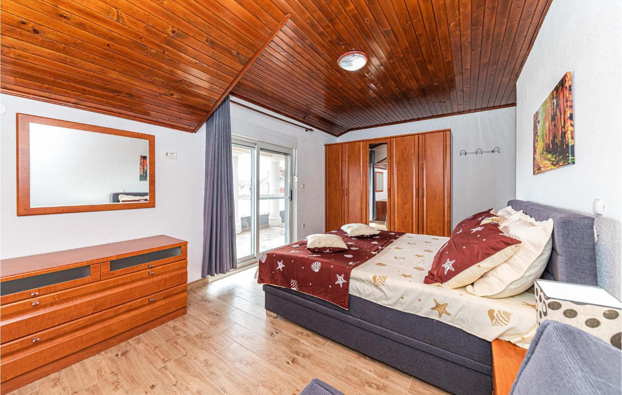Nice Apartment In Kastel Stafilic With Sauna Kaštela المظهر الخارجي الصورة